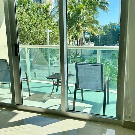 Sunny Isles, Beach Life! Parking Included Miami Beach Exterior photo